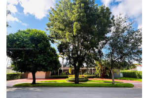 8841 SW 87th St, Miami, FL 33173, Sold 12/06/24