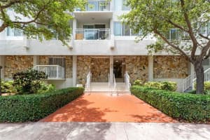 1345 Lincoln Rd, Miami Beach, FL 33139, Sold 09/23/24