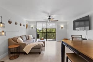 8005 SW 107th Ave APT 313, Miami, FL 33173, Sold 11/27/24