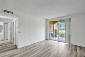 8010 N Nob Hill Rd, Tamarac, FL 33321, Sold 10/25/24