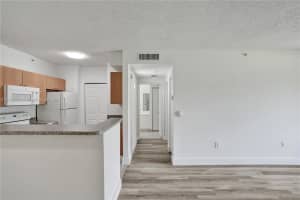 8010 N Nob Hill Rd, Tamarac, FL 33321, Sold 10/25/24