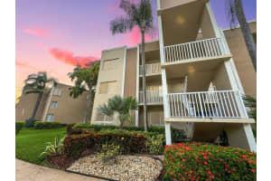 7416 N Devon Dr, Tamarac, FL 33321, Sold 01/10/25