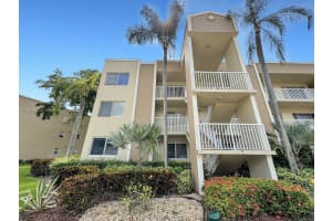 7416 N Devon Dr, Tamarac, FL 33321, Sold 01/10/25