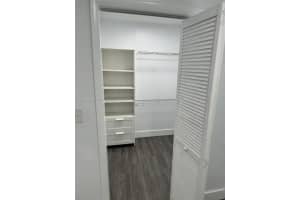 3702 NE 171 St APT 18, North Miami Beach, FL 33160, - MLS#A11624834