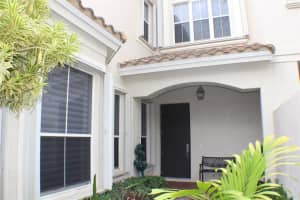 1366 Harbor View W, Hollywood, FL 33019, Sold 12/10/24