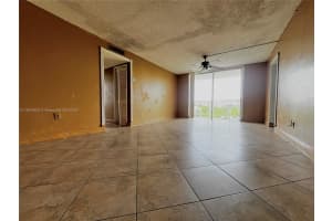 498 NW 165th St, Miami, FL 33169, Sold 09/27/24