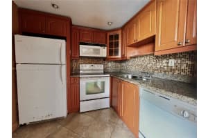 498 NW 165th St, Miami, FL 33169, Sold 09/27/24