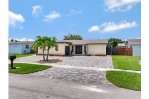 11391 NW 40th Pl, Sunrise, FL 33323, Sold 10/07/24