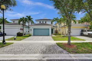 385 NE 34th Ave, Homestead, FL 33033, Sold 09/19/24