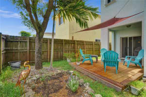 385 NE 34th Ave, Homestead, FL 33033, Sold 09/19/24