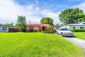7370 SW 33rd St, Miami, FL 33155, Sold 10/16/24