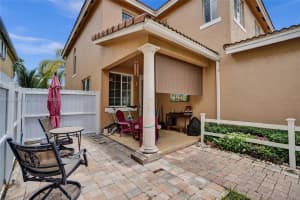27562 SW 139th Pl, Homestead, FL 33032, Sold 11/05/24