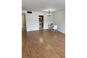 7440 Miami Lakes Dr APT F208, Miami Lakes, FL 33014, Sold 03/18/25