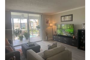 202 SE 10th St APT 302, Dania Beach, FL 33004, Sold 02/11/25