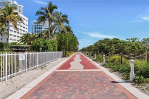 4301 Collins Ave APT 1007, Miami Beach, FL 33140, Sold 09/19/24