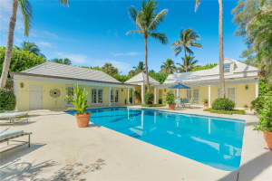 43 N Beach Rd, Hobe Sound, FL 33455, Sold 12/06/24