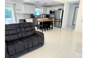 13753 SW 9th St, Miami, FL 33184, Sold 09/17/24
