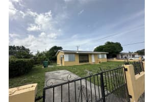 3901 NW 168th St, Miami Gardens, FL 33055, Sold 11/26/24