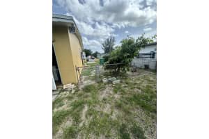 3901 NW 168th St, Miami Gardens, FL 33055, Sold 11/26/24