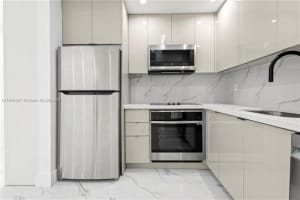 215 NE 16th Ave APT 105, Fort Lauderdale, FL 33301, - MLS#A11625367