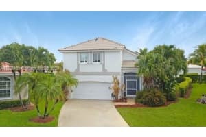 425 SE 24th Dr, Homestead, FL 33033, Sold 08/27/24