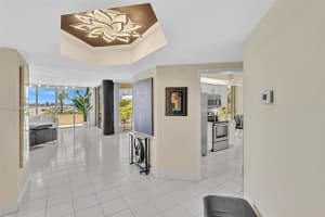 20191 E Country Club Dr APT 407, Aventura, FL 33180, Sold 03/21/25