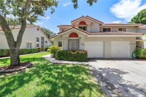 7648 Pinewalk Dr S #137, Margate, FL 33063, Sold 10/01/24
