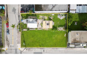 2100 Nw 19th Ave Miami, FL 33142 Sold 11/29/24