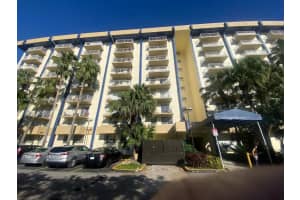 801 NW 47th Ave APT 504W, Miami, FL 33126, Sold 10/28/24