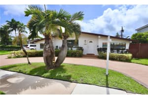 21221 NE 25th Ct, Miami, FL 33180, Sold 01/10/25
