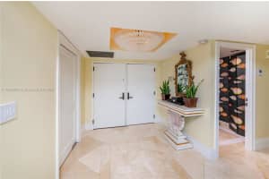 1 Grove Isle Dr, Miami, FL 33133, Sold 10/08/24
