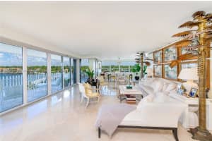 1 Grove Isle Dr, Miami, FL 33133, Sold 10/08/24
