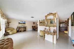 7507 NW 70th Ave, Tamarac, FL 33321, Sold 11/07/24