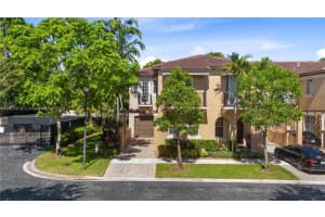 4402 Morgan Ln, Cooper City, FL 33328, Sold 10/03/24