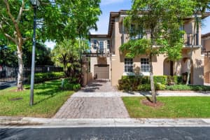 4402 Morgan Ln, Cooper City, FL 33328, Sold 10/03/24