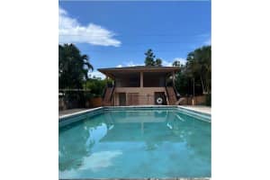 2411 NW 11th St, Miami, FL 33125, Sold 09/27/24