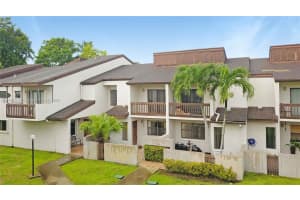 10176 NW 41st St, Doral, FL 33178, Sold 11/26/24