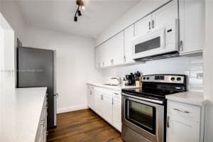 6375 SW 41st St, Miami, FL 33155, Sold 09/25/24