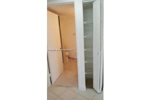 7075 NW 186th St, Hialeah, FL 33015, Sold 10/17/24
