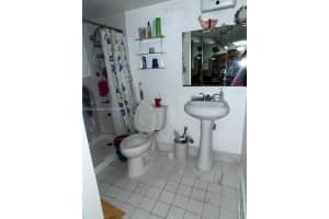 250 SW 107th Ave, Miami, FL 33174, Sold 09/24/24