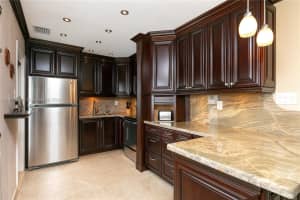 3135 S Ocean Dr 227, Hallandale Beach