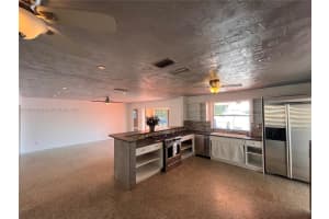 610 NW 93rd Terrace, Pembroke Pines, FL 33024, Sold 11/04/24
