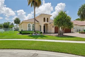 4782 Sunkist Way, Cooper City, FL 33330, Sold 10/22/24