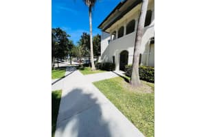 11403 NW 89th St, Doral, FL 33178, Sold 10/08/24