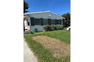 1619 Moffett St Hollywood, FL 33020 - MLS#A11626564