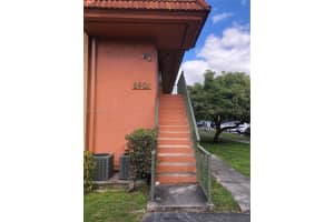 6901 SW 129th Ave APT 5, Miami, FL 33183, Sold 01/24/25