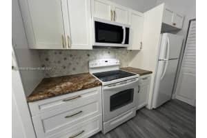 2622 N Nob Hill Rd, Sunrise, FL 33322, Sold 10/21/24