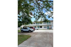 290 NE 40th St APT 14, Oakland Park, FL 33334, Sold 10/24/24