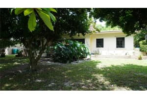 11090 NE 9th Ave, Biscayne Park, FL 33161, Sold 12/03/24