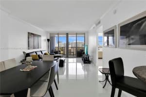 401 69th St APT 1108, Miami Beach, FL 33141, Sold 10/09/24